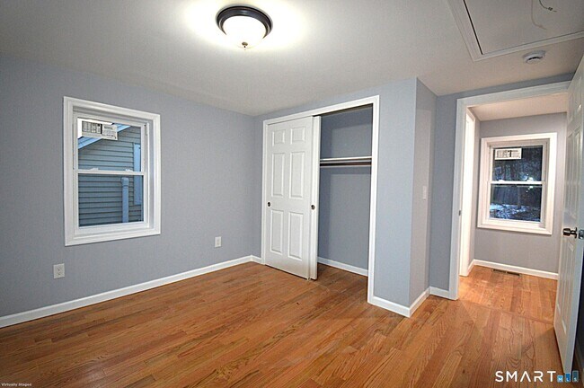 Building Photo - 17 Railroad Ave