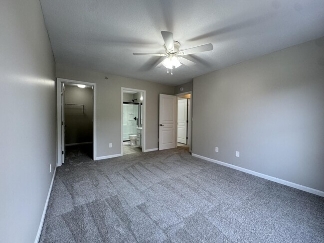 Building Photo - 2065 Timberwyck Ln