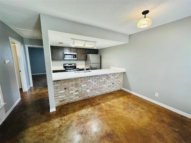 Building Photo - 3416 Willowrun Dr