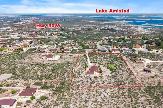 Building Photo - 31 Running Deer Mdws