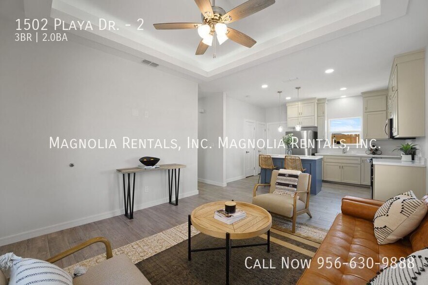 Building Photo - 1502 Playa Dr