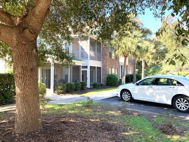Building Photo - CHARMING TWO-BEDROOM, TWO-BATH CONDO IN WYNGATE, AT WACHESAW EAST!