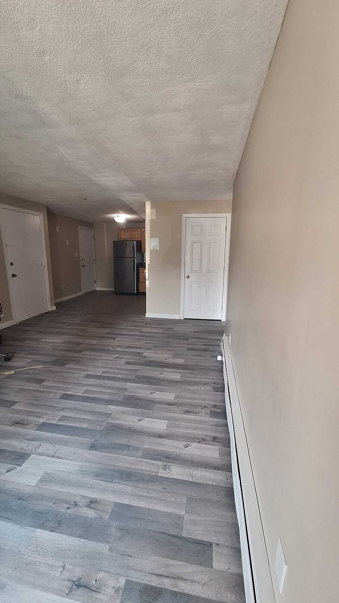 Building Photo - 5 Kenmar Dr