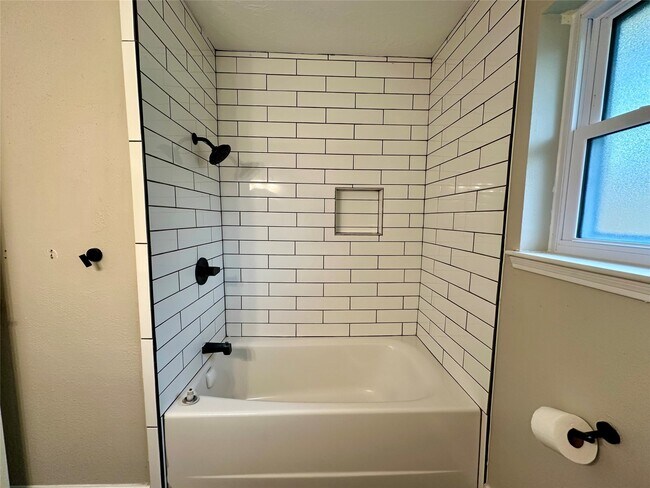 Building Photo - 3238 Cherry Springs Dr