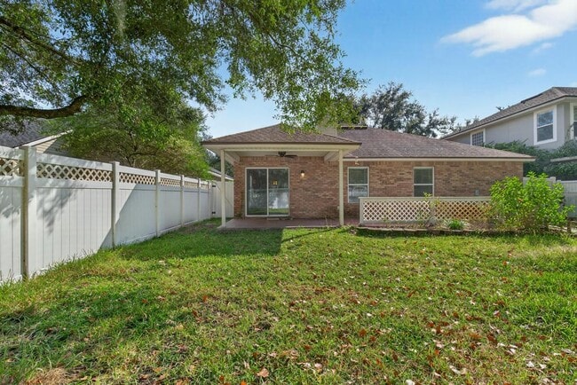 Building Photo - 1727 Canopy Oaks Dr