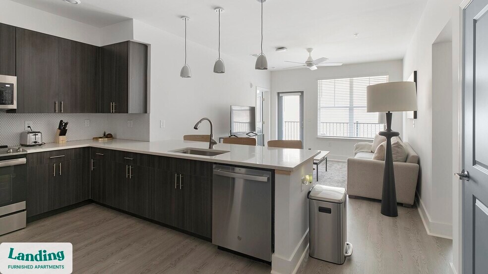 Building Photo - 5102 Station Dr