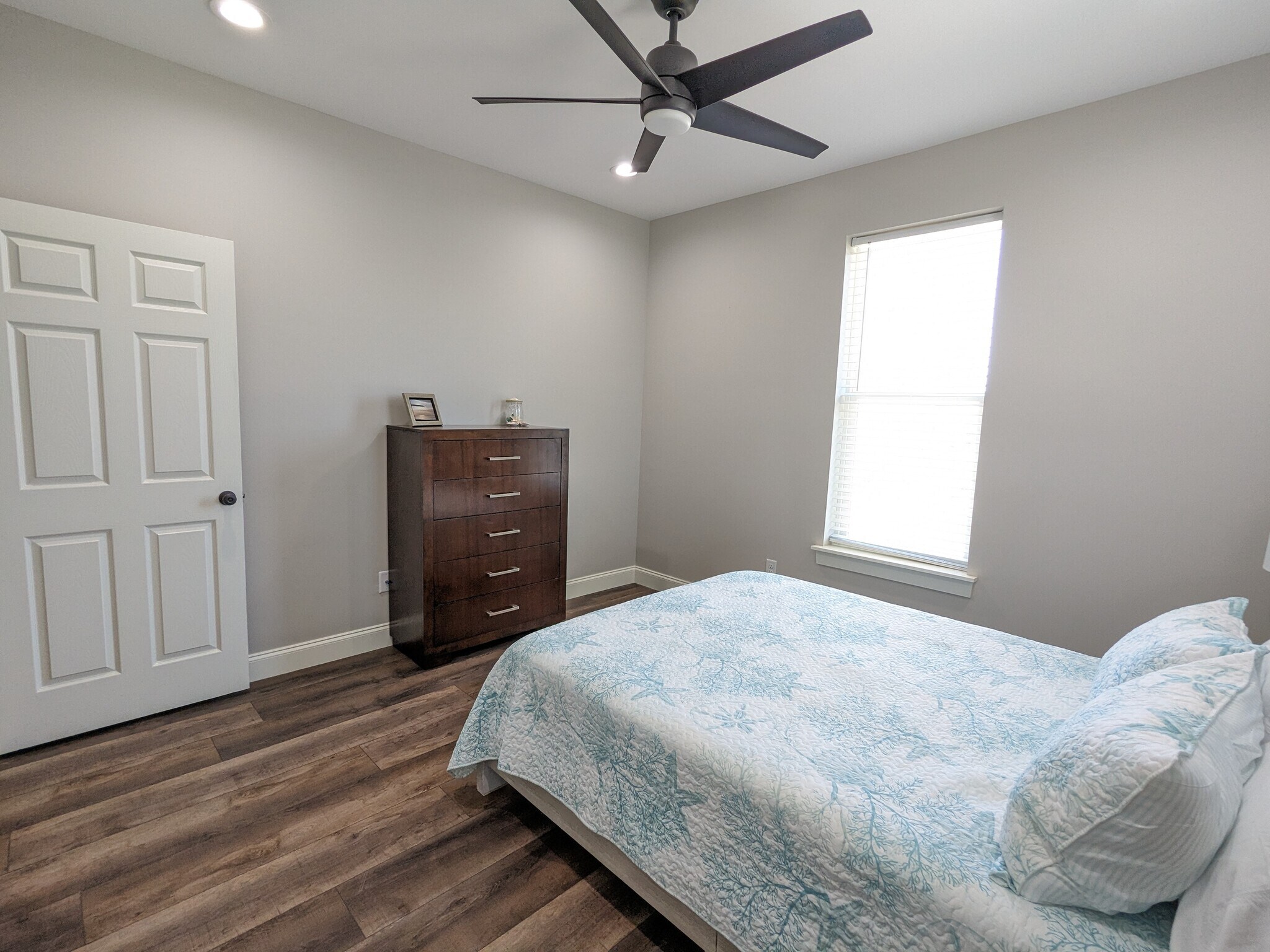 Building Photo - 301 Coral Gables St