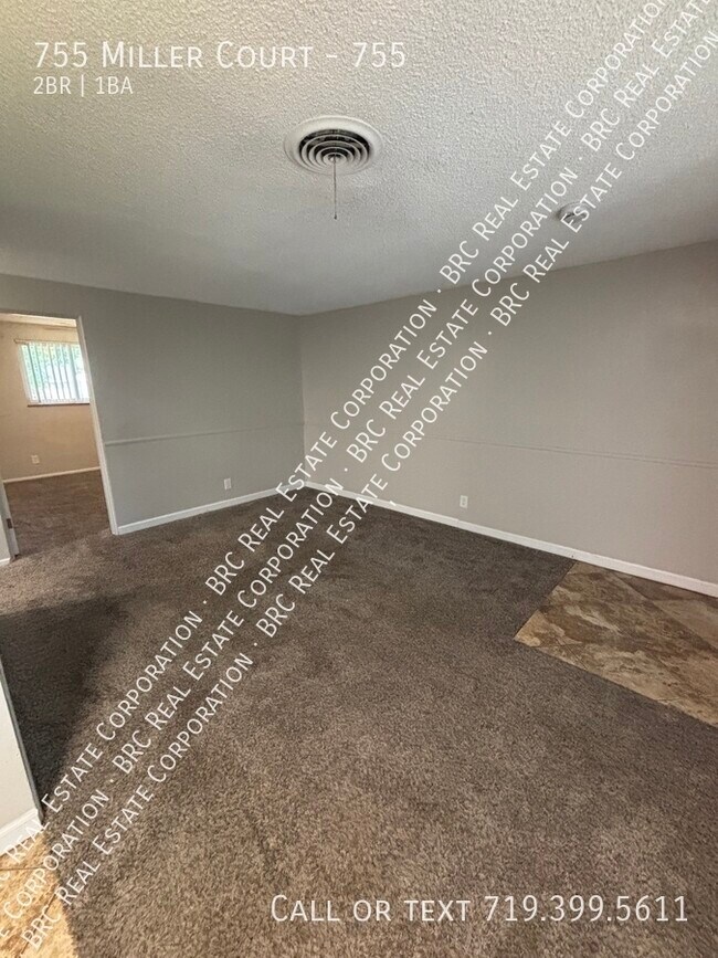Building Photo - 755 Miller Ct