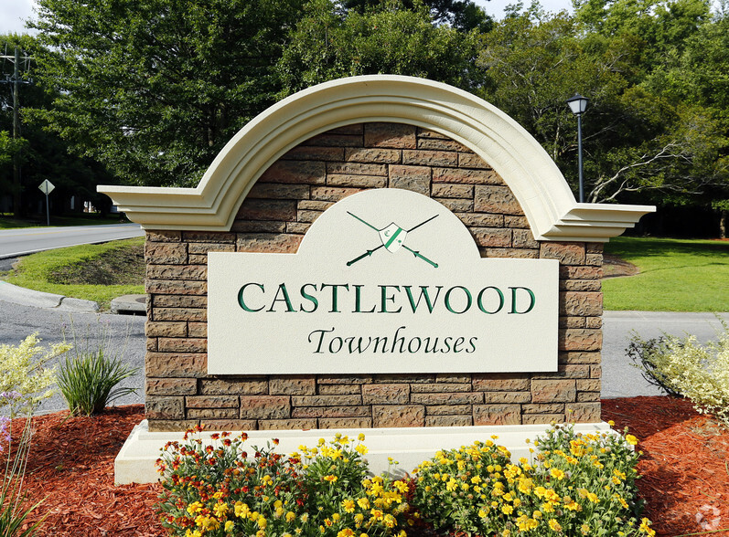 Primary Photo - Castlewood Townhouses