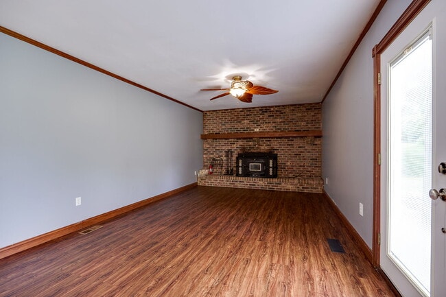 Building Photo - 4024 Quail Bush Dr