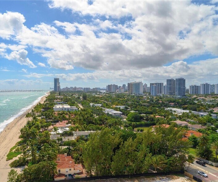 Building Photo - 3180 S Ocean Dr