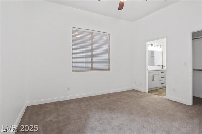 Building Photo - 4630 Laguna Vista St