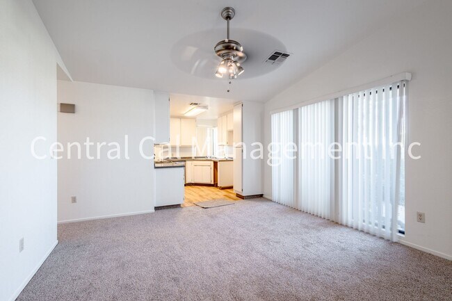 Building Photo - 4207 Eton St