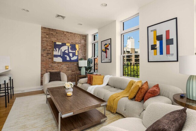 Building Photo - 140 Broadway