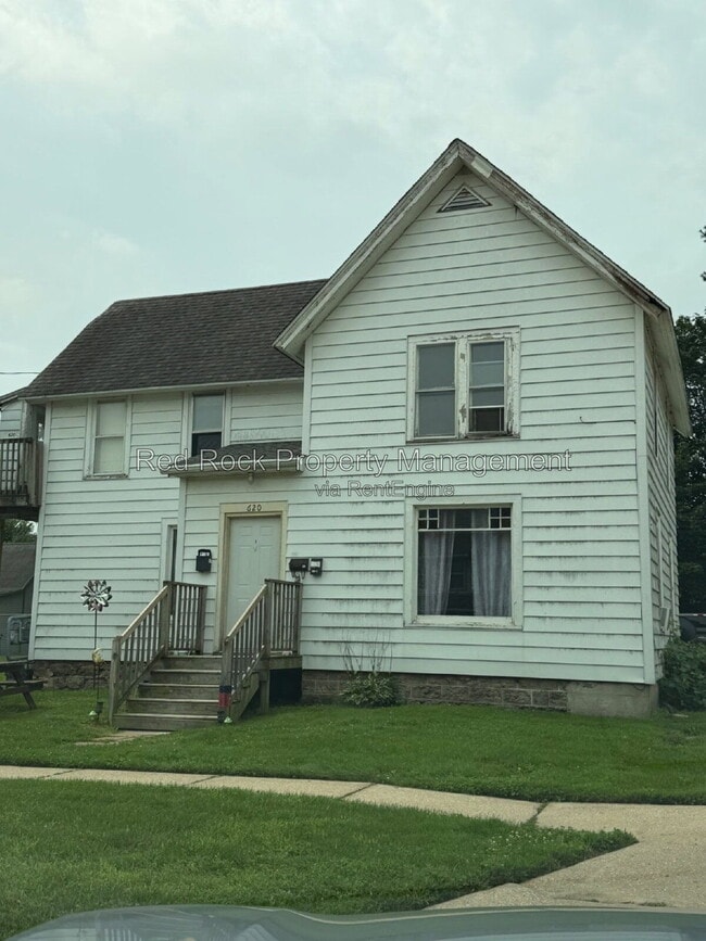 Building Photo - 620 Chestnut St