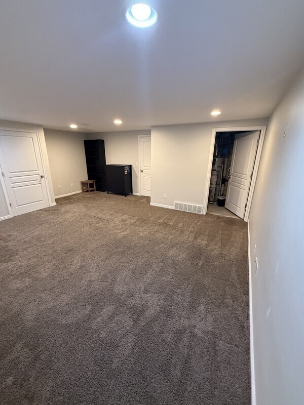 Building Photo - 3219 N 150 W