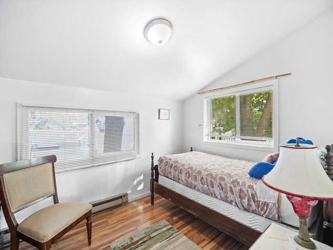 Building Photo - Cozy 1-Bedroom Rental – All Utilities Incl...