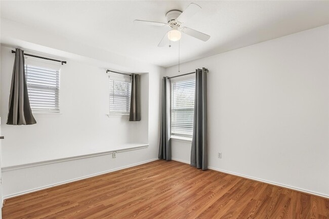 Building Photo - 2010 Ashberry Trail