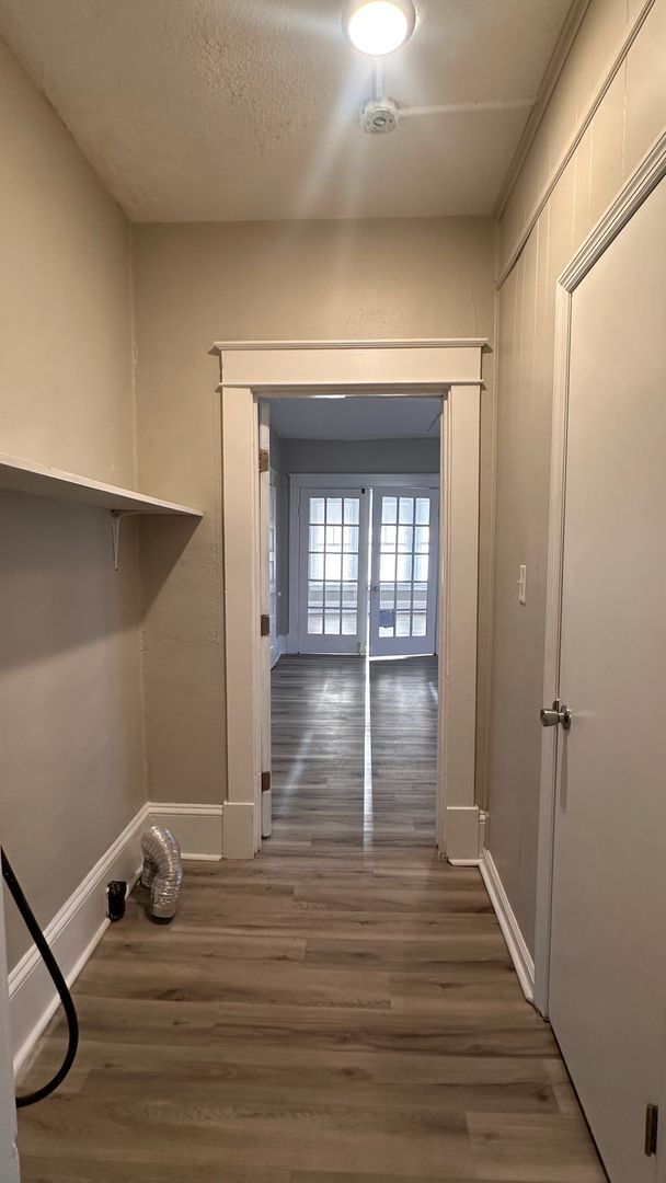 Building Photo - 407 St Andrew St