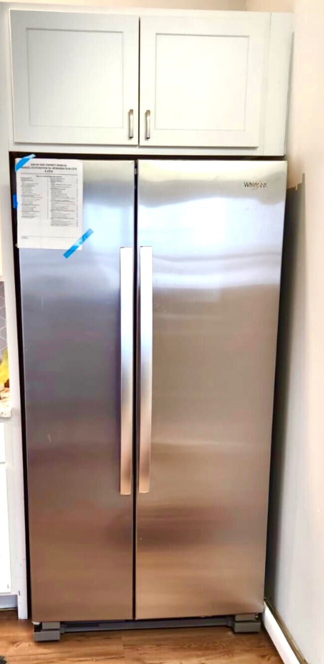 Building Photo - 47 Parkin St