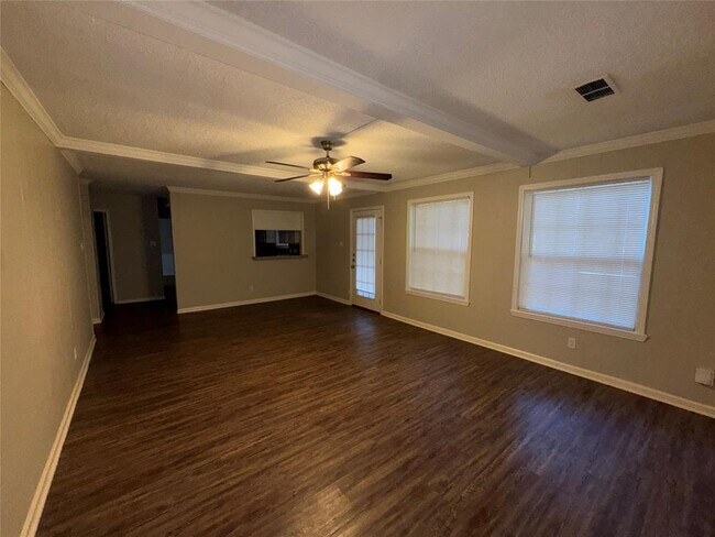 Building Photo - 16511 Courtland Cir