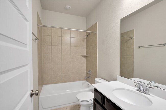 Building Photo - 18821 Amaro Hills Dr