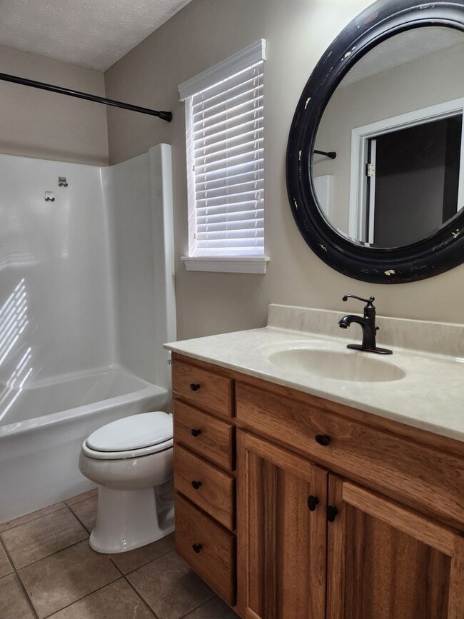 Building Photo - Beautiful Ranch Home