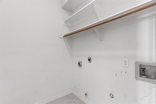 Building Photo - 1505 Lodengreen Ct