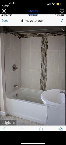 Building Photo - 1249 Greenwich St