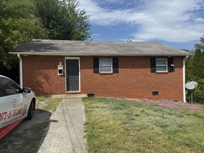 Building Photo - Adorable 3 Bedroom in Winston Salem