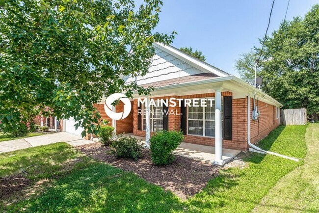 Building Photo - 3 Bedroom Pet-Friendly Home in Lithonia, GA with Main Street Renewal