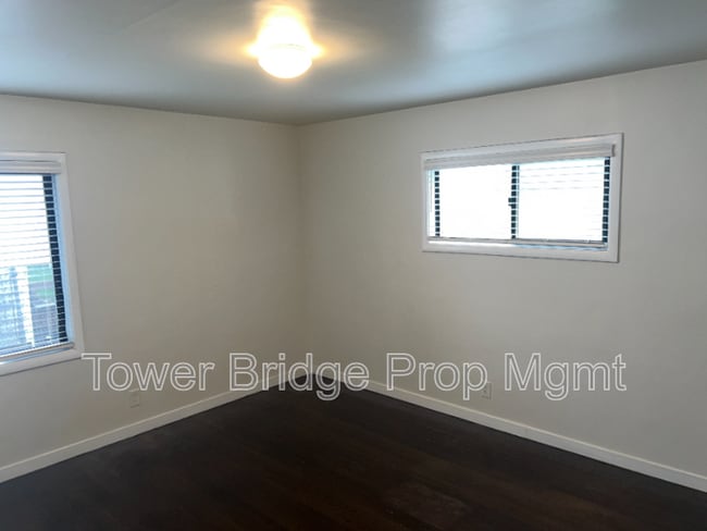 Building Photo - 5724 Callister Ave