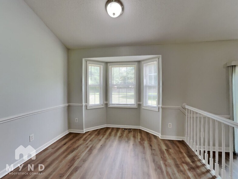 Building Photo - 104 Carrington Dr