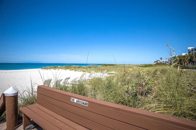Building Photo - 4485 Gulf of Mexico Dr