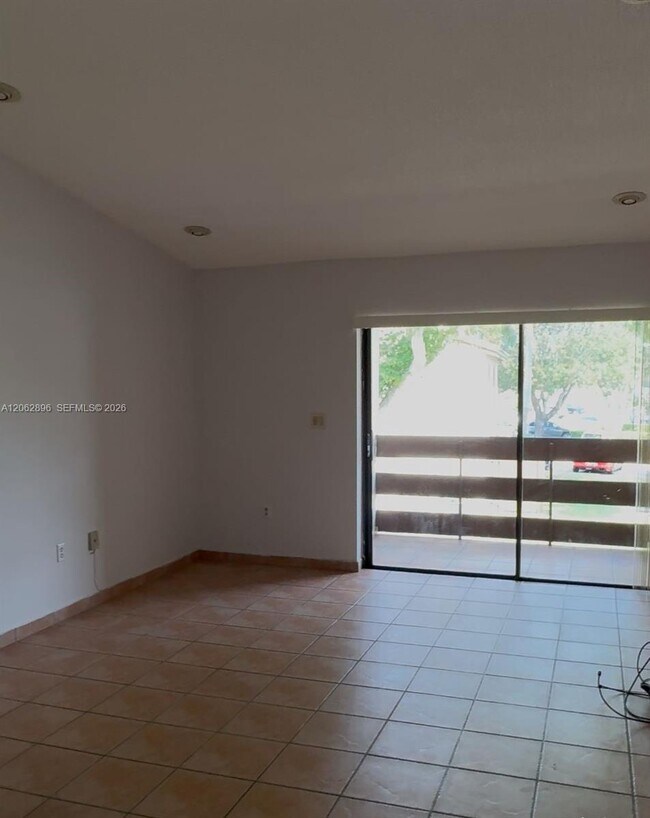 Building Photo - 8999 SW 123rd Ct