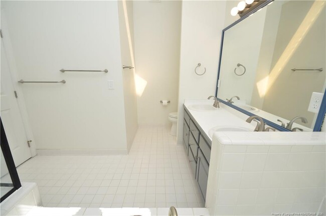 Building Photo - 101 Glen Hearth Ct
