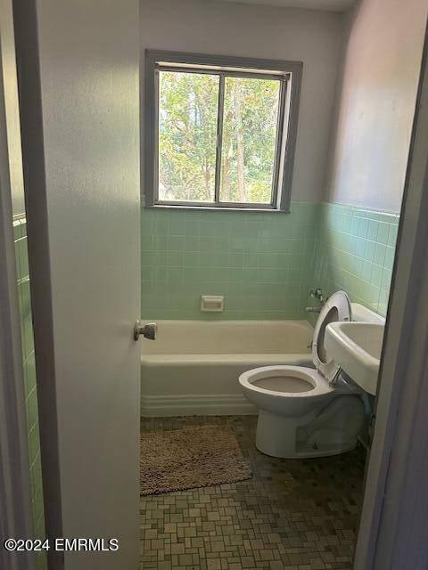 Building Photo - 4818 37th Ave