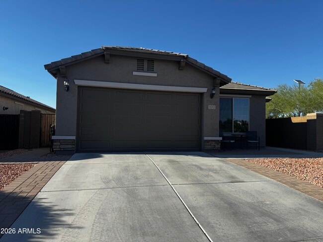 Building Photo - 9512 W Fallen Leaf Ln