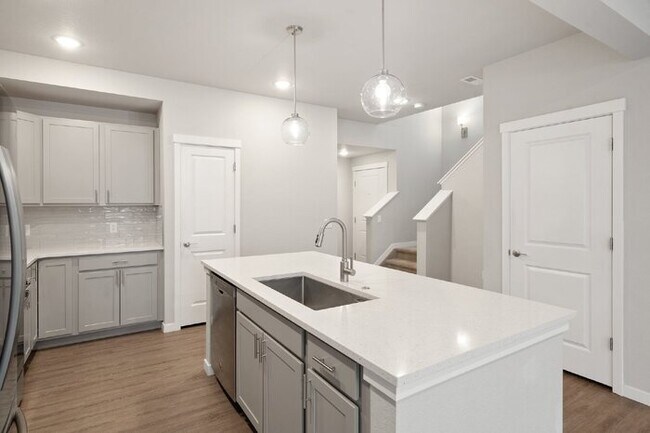 Building Photo - Sophisticated End-Unit Living Close to USAFA & Peterson — January Rent Free