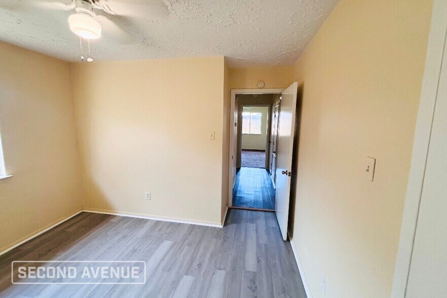 Building Photo - 3734 Xenophon Dr