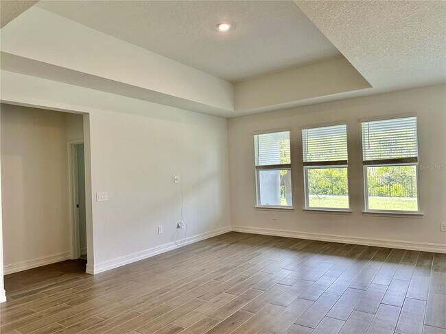 Building Photo - 17797 Grassybend Lp