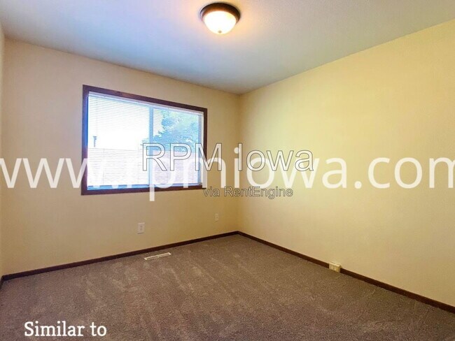 Building Photo - 1511 N Dakota Ave