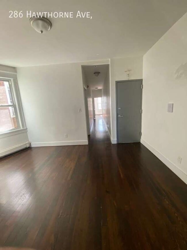 Building Photo - 286 Hawthorne Ave