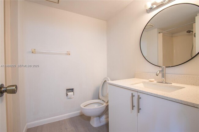 Building Photo - 10233 NW 9th St Cir