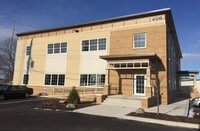 Building Photo - 400 Spencer St