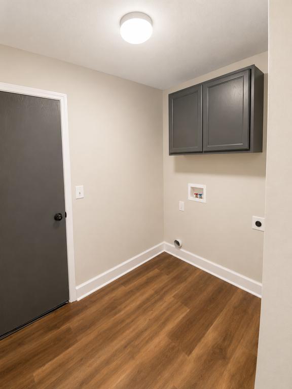 Building Photo - 221 S Maize Rd