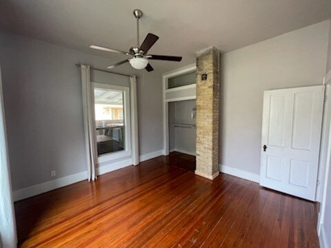 Building Photo - 218 Vance St