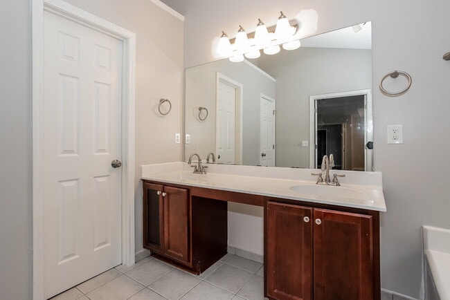 Building Photo - 3620 Liberty Ln SW