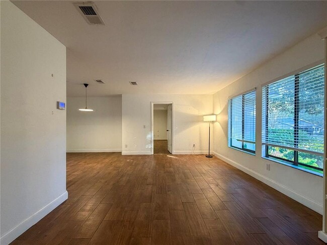 Building Photo - 6242 NW 105th Ave