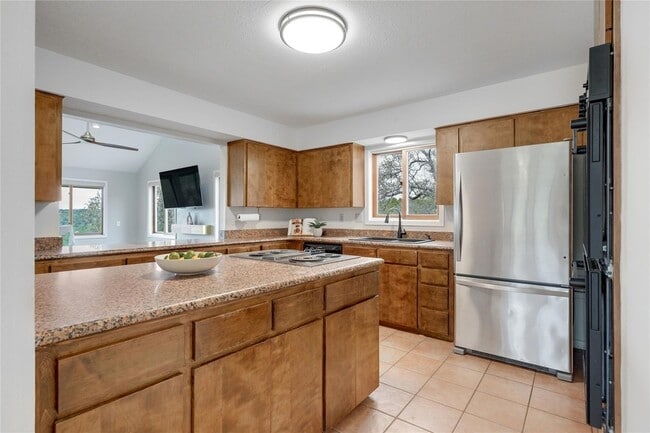 Building Photo - 18205 Ridge Rd